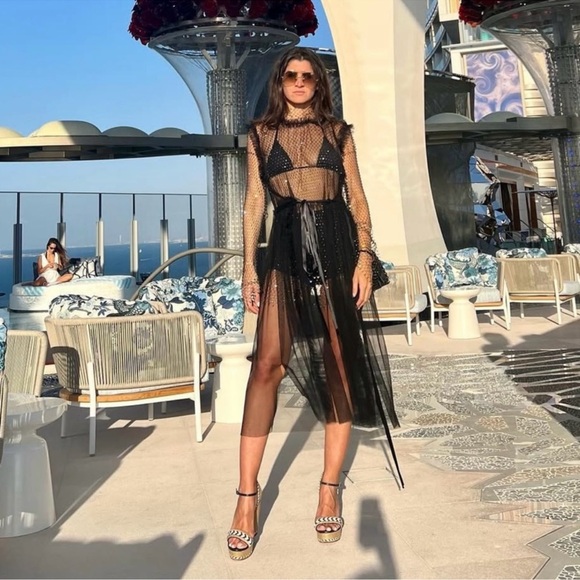 AUTHENTIC GUCCI RESORT COLLECTION SANDALS - Picture 3 of 9